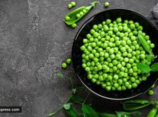 Peas or matar: Here’s what makes these ‘bead-sized jewels’ an extraordinary vegetable