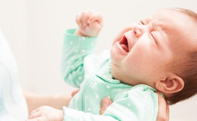 IS YOUR DIET CAUSING BABY'S COLIC?